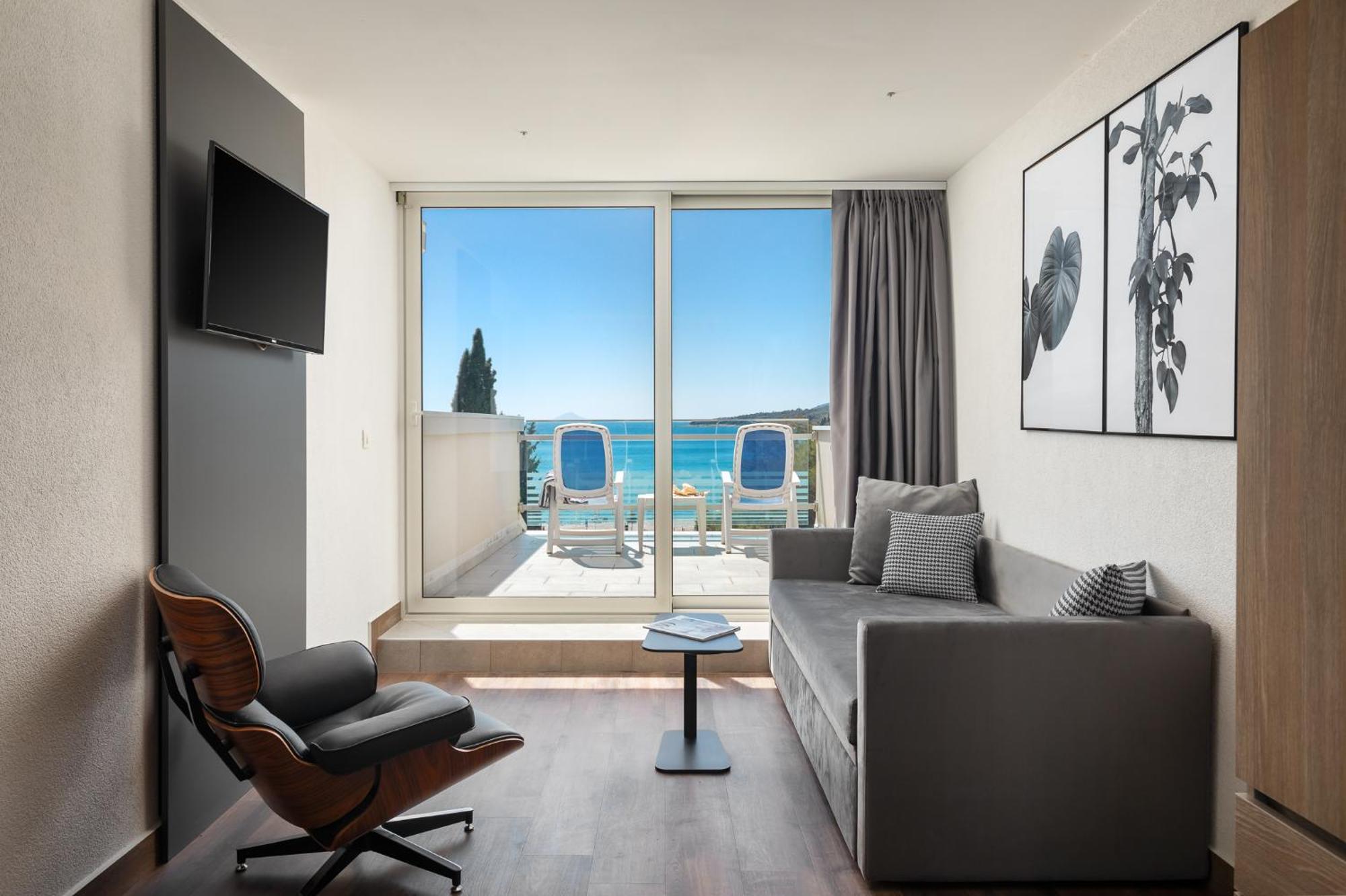 Hotel Maslinica Mimosa Lido Palace 4*