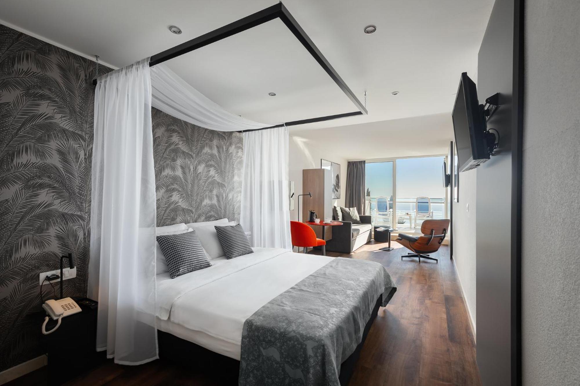 Hotel Maslinica Mimosa Lido Palace 4*